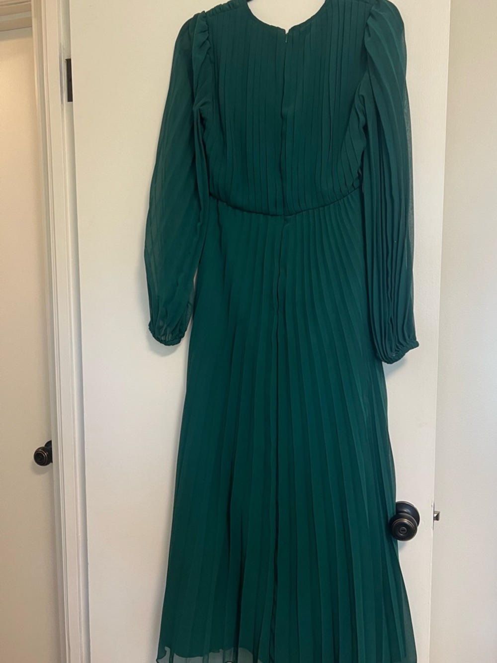 ASOS Emerald Green Pleated Long-Sleeve Maxi Dress - Picture 2 of 3